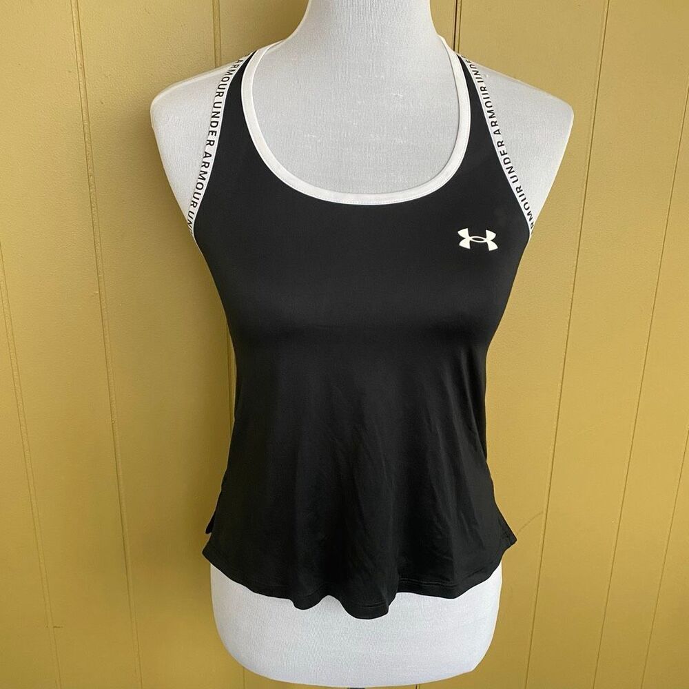 Under Armour women M loose fit racerback tank top black & white